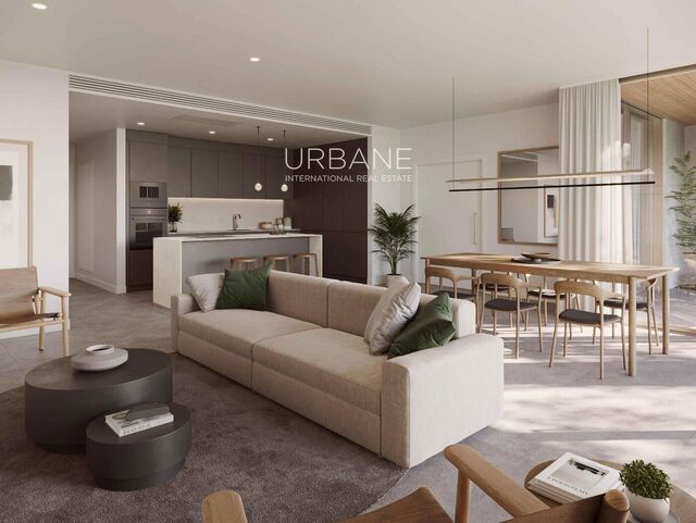 Lujoso Apartamento de 4 Dormitorios en Planta Baja en Venta en el Golf Resort de Salou
