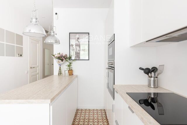 Encantador y Recién reformado piso en venta de 3 habitaciones en Poblenou, Barcelona