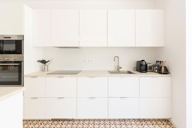 Encantador y Recién reformado piso en venta de 3 habitaciones en Poblenou, Barcelona