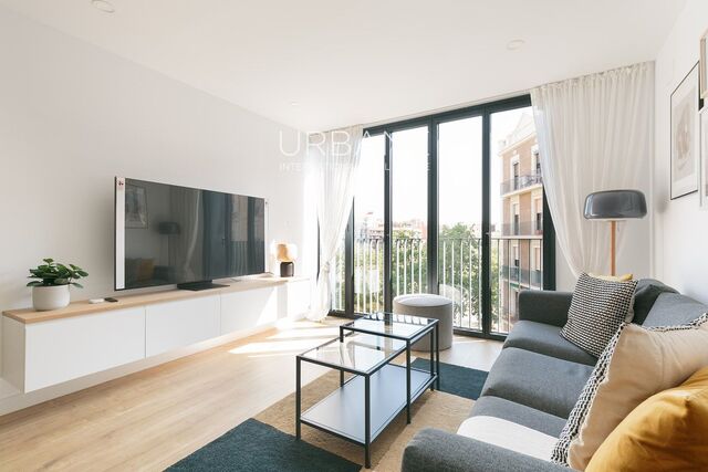 Sagrada Living: Modern Comfort in the Heart of Barcelona's Eixample