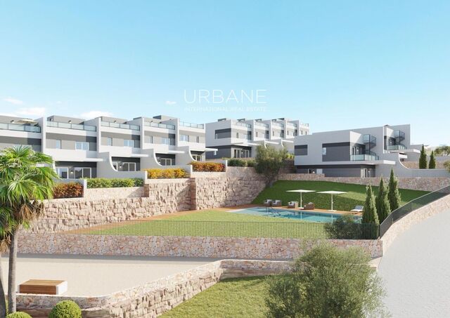 Luxurious Coastal Escape: 3-Bedroom Apartment in Finestra