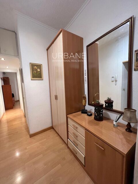 Appartement de 3 chambres à louer près de la Plaza Catalunya et de la Plaza Urquinaona - disponible dès maintenant (6 à 11 mois)