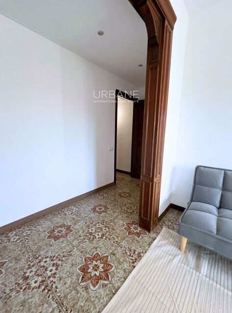 GEMÜTLICHE 2-SCHLAFZIMMER-WOHNUNG IN DER SAGRADA FAMÍLIA