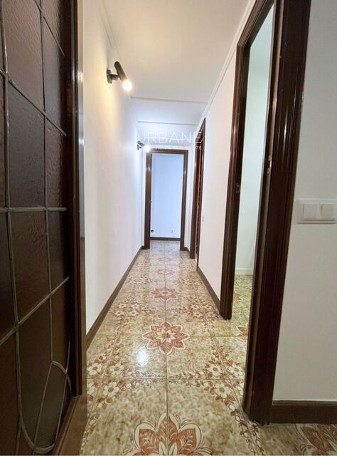 GEMÜTLICHE 2-SCHLAFZIMMER-WOHNUNG IN DER SAGRADA FAMÍLIA