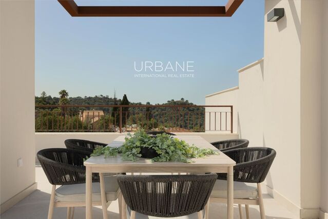Apartamento moderno de tres habitaciones con terraza en entorno natural