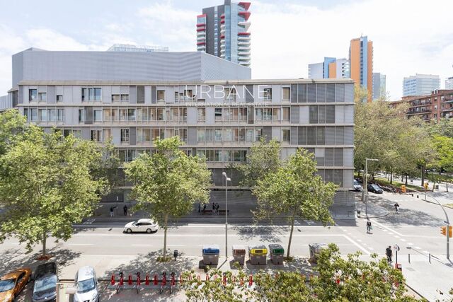 Renovierte 3-Zimmer-Wohnung zum Verkauf in Strandnähe in Sant Martí