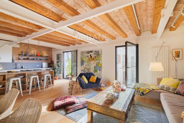 Precioso Apartamento con Dos Dormitorios en el Gótico