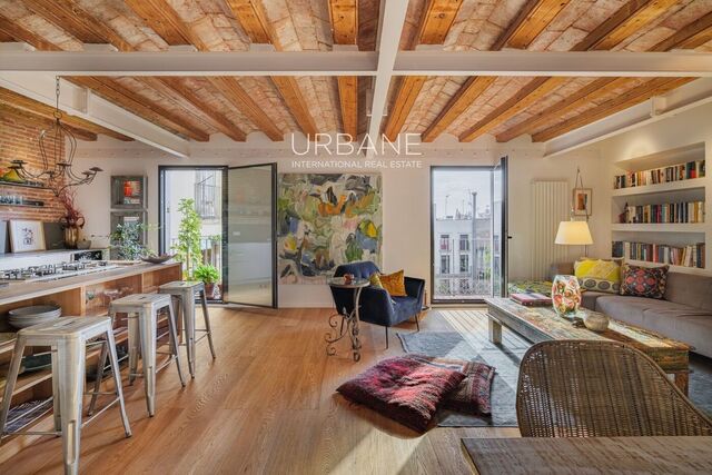 Precioso Apartamento con Dos Dormitorios en el Gótico