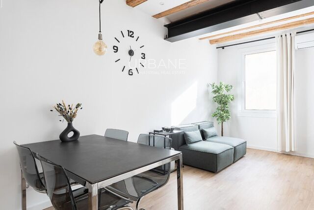 Encantador Apartamento Renovado en el Corazón de El Raval