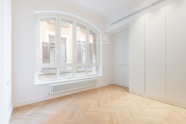 Luxuriöses Wohnen im Herzen des Gotischen Viertels von Barcelona | 2 Schlafzimmer, 2 Bäder, komplett renovierte Küche