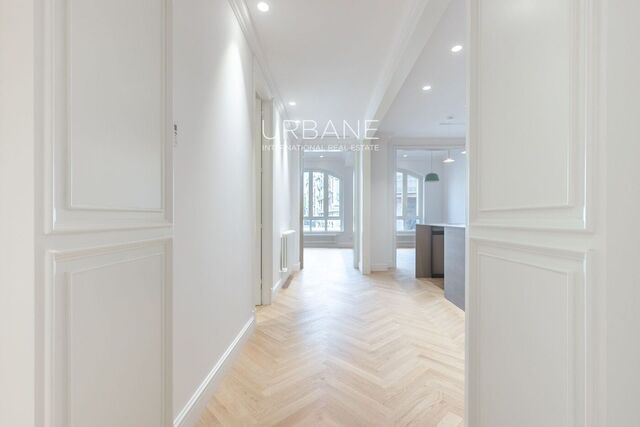 Luxuriöses Wohnen im Herzen des Gotischen Viertels von Barcelona | 2 Schlafzimmer, 2 Bäder, komplett renovierte Küche
