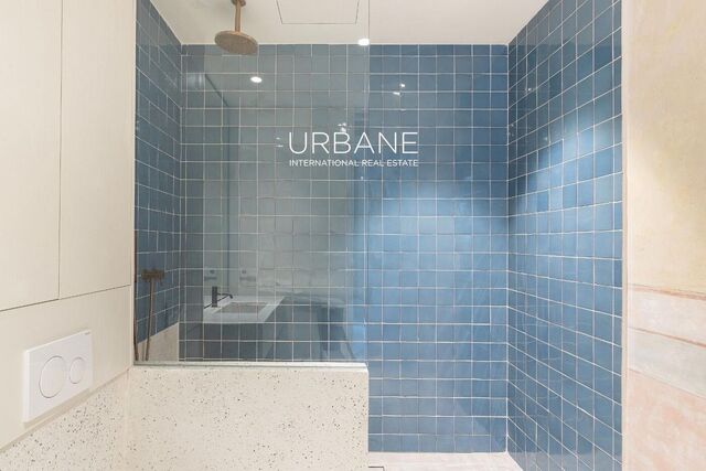 Loft con Balcón y Terraza Comunitaria en Azotea a un Paso de Las Ramblas