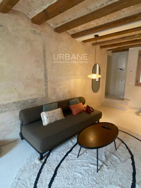 Encantador Estudio Nuevo en Alquiler en el Casco Antiguo de Barcelona