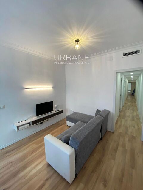 Amplio piso de 4 habitaciones con balcón privado y azotea comunitaria