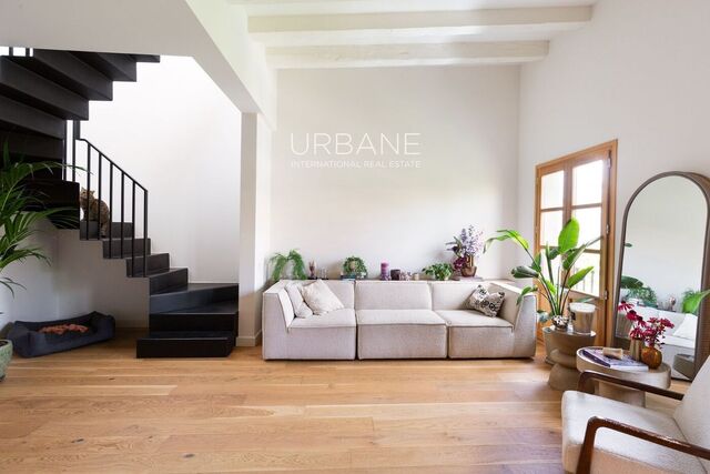 Fabuloso atico duplex de 2 habitaciones en Eixample