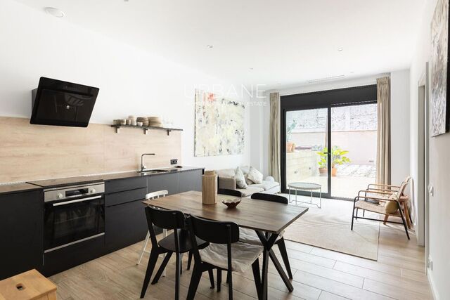 Vivienda Nueva de 2 Dormitorios con Fantástica Terraza Privada de 122 m² y Jacuzzi en Poble Sec