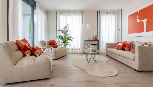 Apartamento con vista al mar, 3 habitaciones, terraza y rooftop con piscina en Badalona