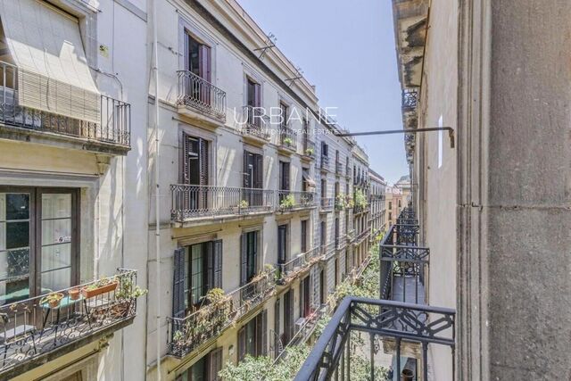 Amplio Piso con Rooftop en el Corazón del Barrio Gótico
