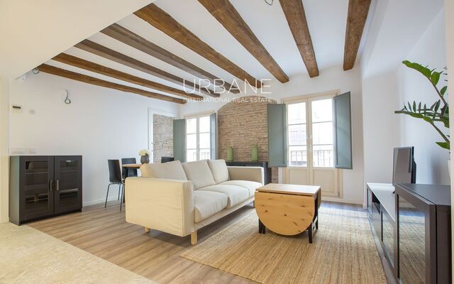 Apartamento encantador en alquiler de 2 habitaciones en el corazón del Born, Barcelona