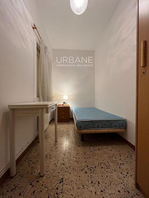 A louer : Charmant appartement avec balcon au cœur de Ciutat Vella – Disponible dès le 1er août