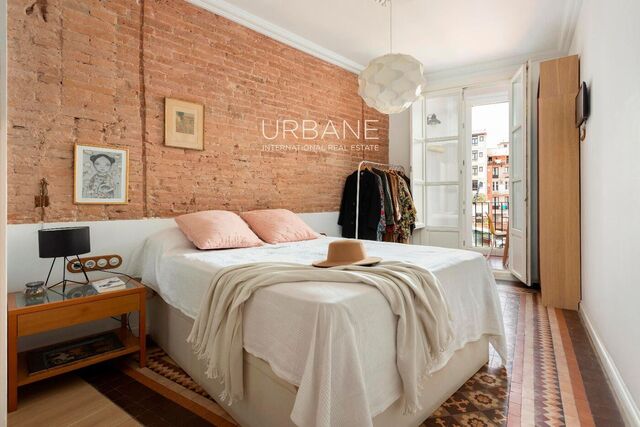 Pis de 2 habitacions reformat amb balcó al cor de l'Eixample, Barcelona