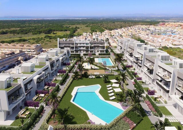 Apartamento de lujo en un resort de golf en Santa Pola, Alicante – Totalmente equipado con balcón y piscina
