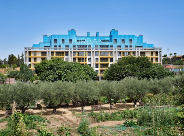 Modernes Wohnen am Rande der Natur in Montjuïc