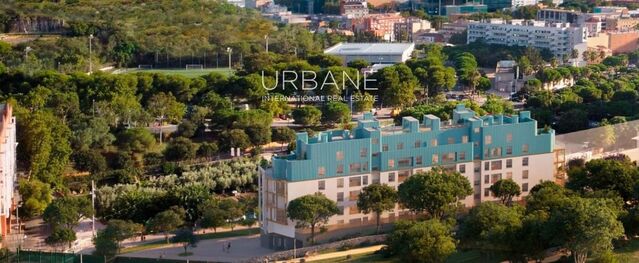Modern 2-Bedroom Apartment with Stunning Views in Montjuïc, Barcelona