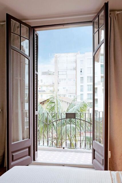 Exclusivo Piso de 4 Dormitorios en Eixample Derecho