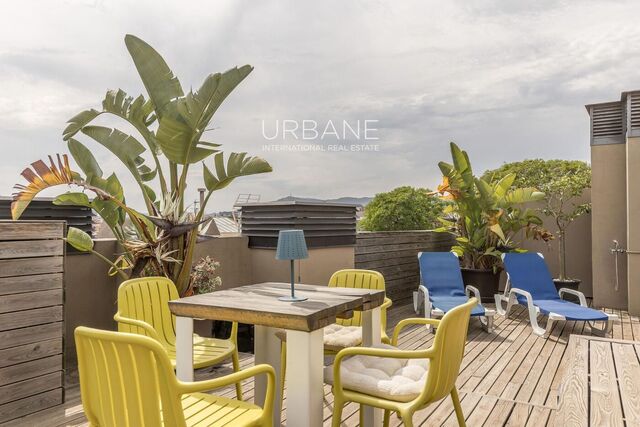 For Rent Elegant 2-Bedroom Apartment in Restored 1840 Building with Rooftop Views in the Gothic Quarter