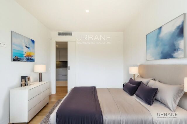 Modern 2-Bedroom Flat in Renovated Eixample Building, Barcelona