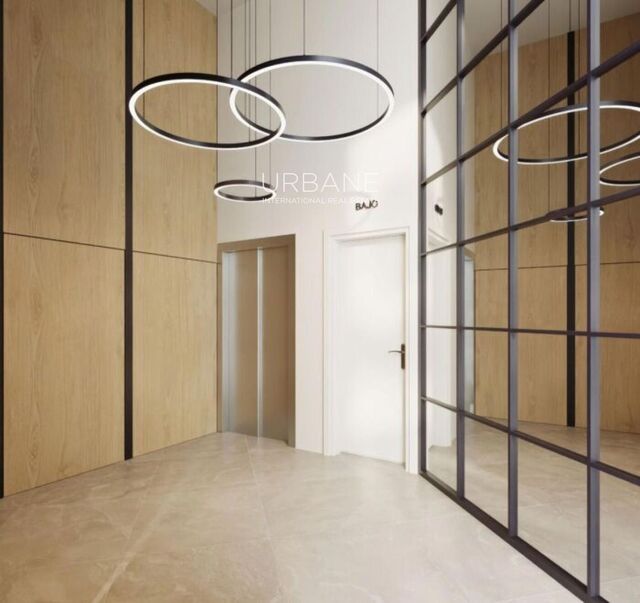 Elegant Duplex with Library in El Clot, Barcelona