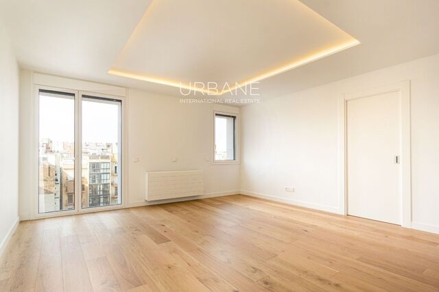 Exquisito Piso en el Corazón de l'Eixample, Barcelona | 2 Habitaciones, 2 Baños y Vistas Impresionantes