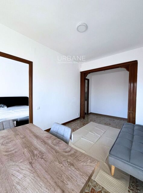 GEMÜTLICHE 2-SCHLAFZIMMER-WOHNUNG IN DER SAGRADA FAMÍLIA
