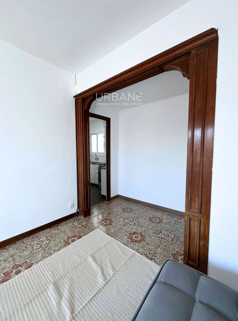 GEMÜTLICHE 2-SCHLAFZIMMER-WOHNUNG IN DER SAGRADA FAMÍLIA