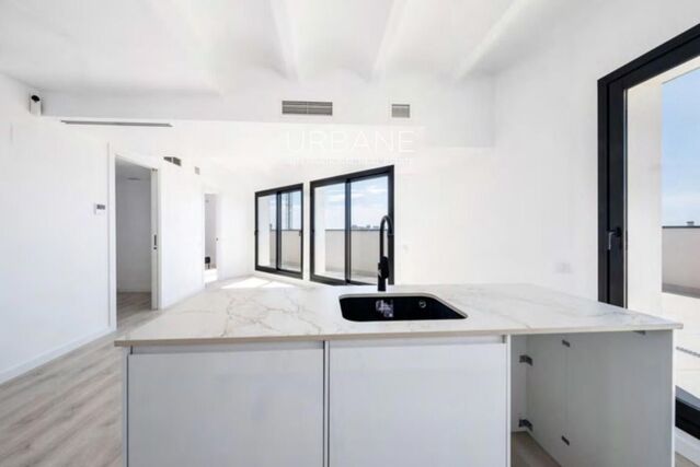 Apartamento excepcional con terraza panorámica y vistas a la Sagrada Familia