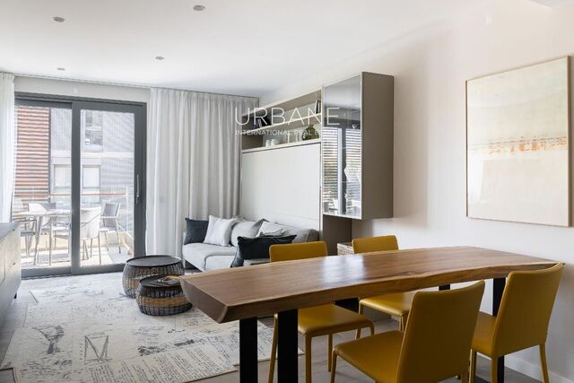 Piso de 1 dormitorio con terraza y excelentes servicios comunitarios en Barcelona