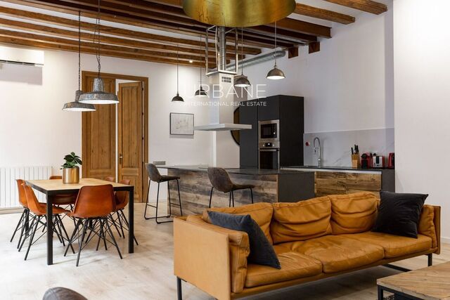 Elegante Piso de 3 dormitorios en alquiler en Cuitat Vella, Barcelona