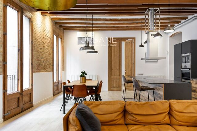 Elegante Piso de 3 dormitorios en alquiler en Cuitat Vella, Barcelona