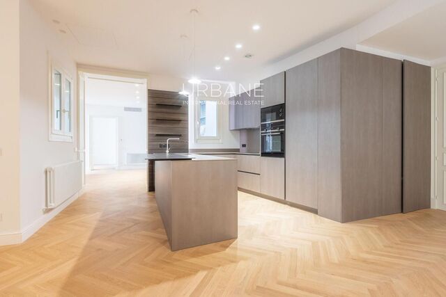 Apartamento de ensueño de 2 habitaciones en el corazón de Barcelona, en la Boqueria