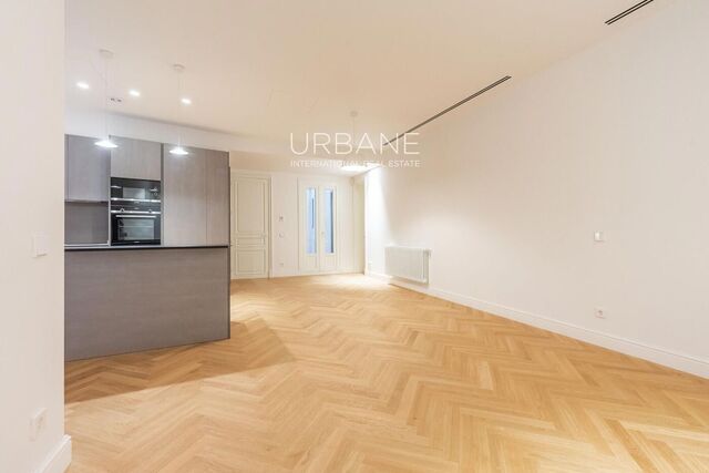 Una propiedad espaciosa y luminosa en un barrio emblemático de Barcelona