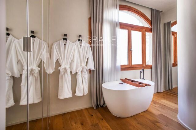 Vivir con estilo en Ciutat Vella – Encantador piso de 1 dormitorio en el casco antiguo