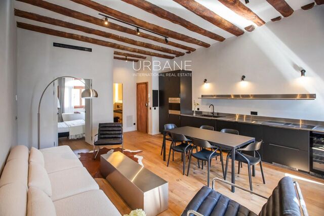 Vivir con estilo en Ciutat Vella – Encantador piso de 1 dormitorio en el casco antiguo