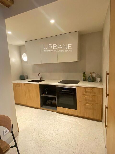 Bright 1-Bedroom Apartment in a Modern Building with Elevator in El Raval