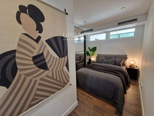 Elegancia Moderna y Tranquilidad: Gema en Planta Baja con Jardín Privado en Poblenou