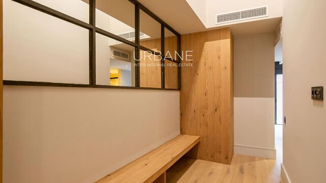 Modern Ground Floor Duplex in Gracia with Private Terrace