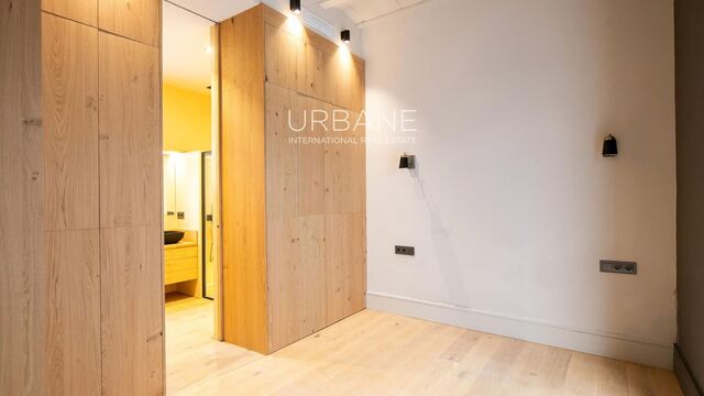 Modern Ground Floor Duplex in Gracia with Private Terrace