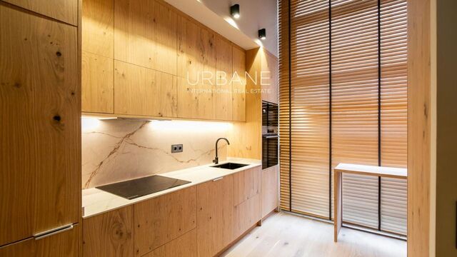 Modern Ground Floor Duplex in Gracia with Private Terrace