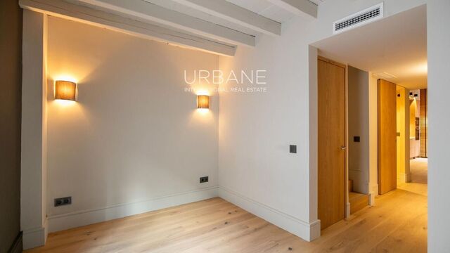 Modern Ground Floor Duplex in Gracia with Private Terrace