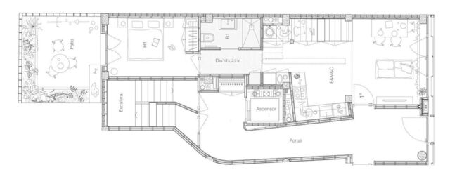 Elegante Dúplex de 93 m² con Terraza Privada y Azotea en Sagrada Familia, Eixample